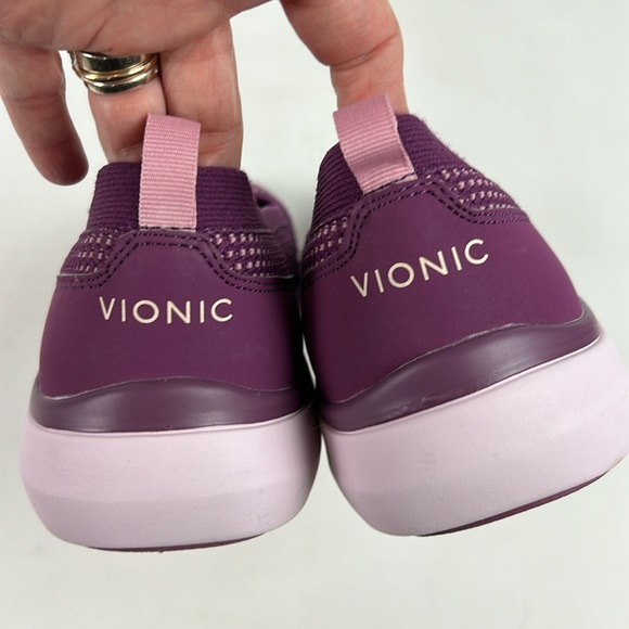 Like new Vionic "Kallie" Lightweight Comfort Shoe Slide Loafer Sport 9 - Picture 5 of 7